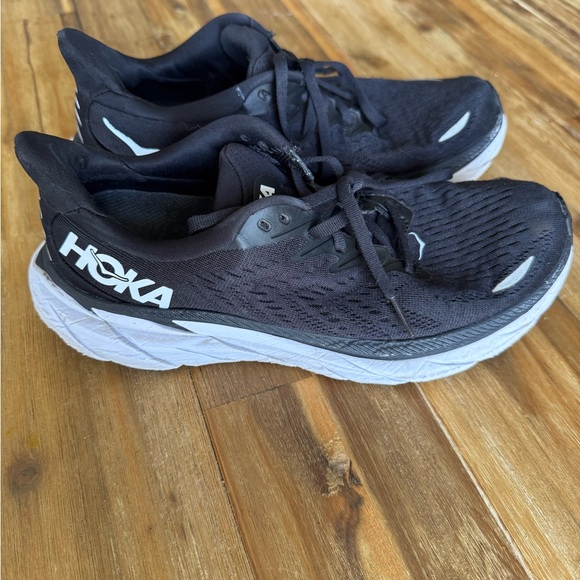 Hoka Clifton 8 Running Shoes - Picture 1 of 8